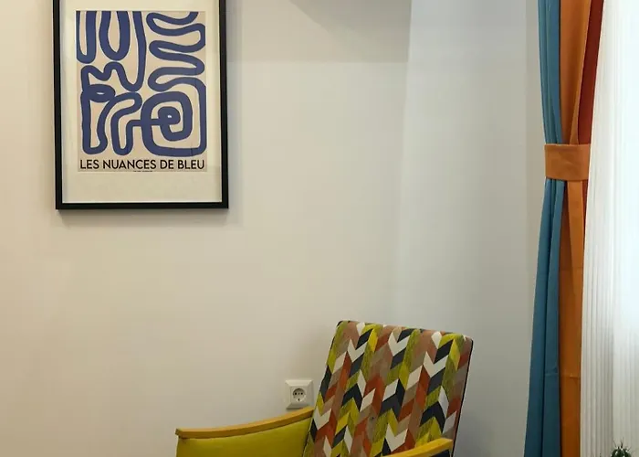 Benetton Stlye - Freedom In Blue And Organge Apartmán *
